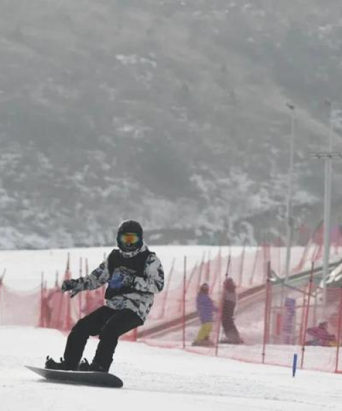 滑雪大冒险励志语录，挑战极限，勇攀高峰